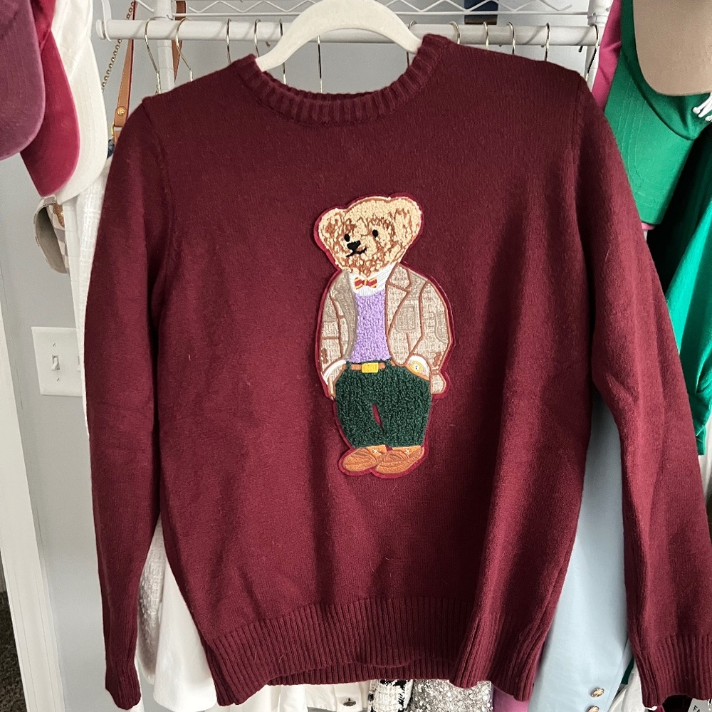 Bear sweater